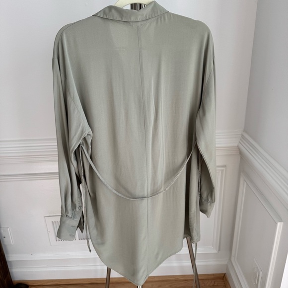 H&M Maternity Khaki Green Button-Up Shirt Dress size Medium - Picture 6 of 7